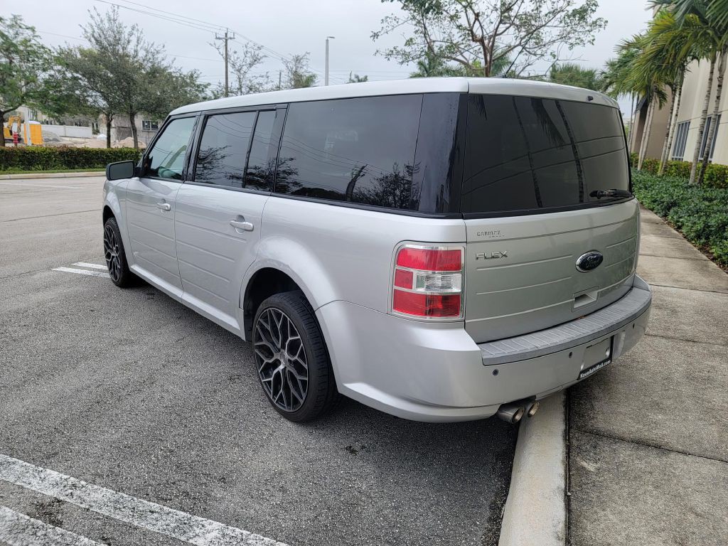2009 Ford Flex Image 4