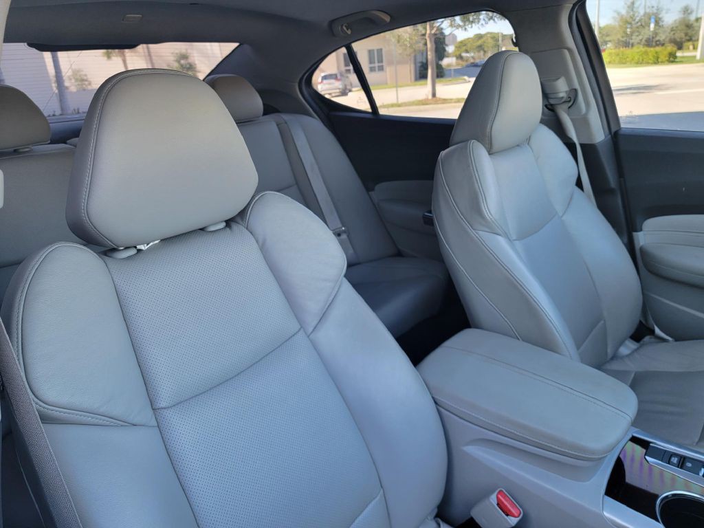 2016 Acura TL Image 14