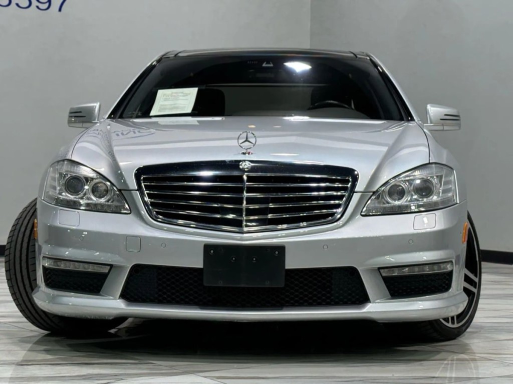 2013 Mercedes-Benz S-Class Image 3