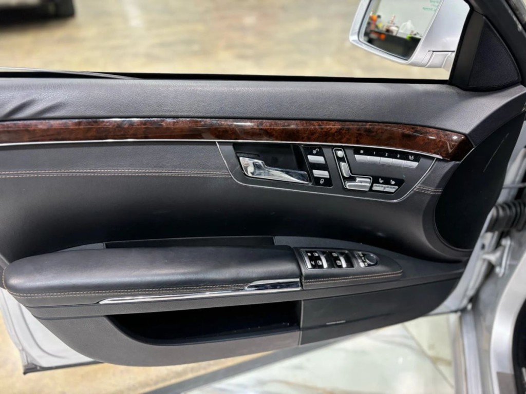 2013 Mercedes-Benz S-Class Image 13