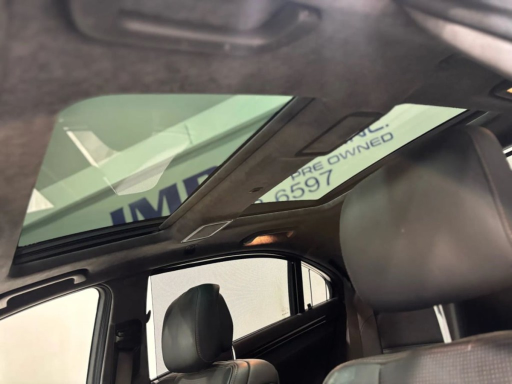 2013 Mercedes-Benz S-Class Image 25