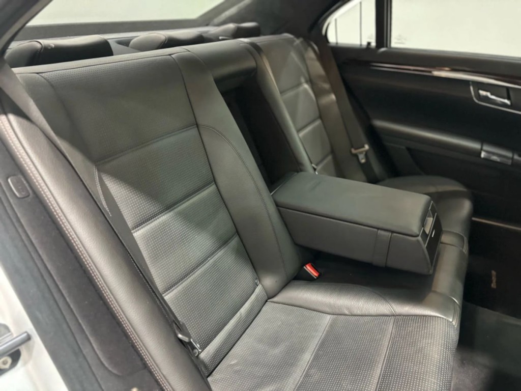 2013 Mercedes-Benz S-Class Image 34