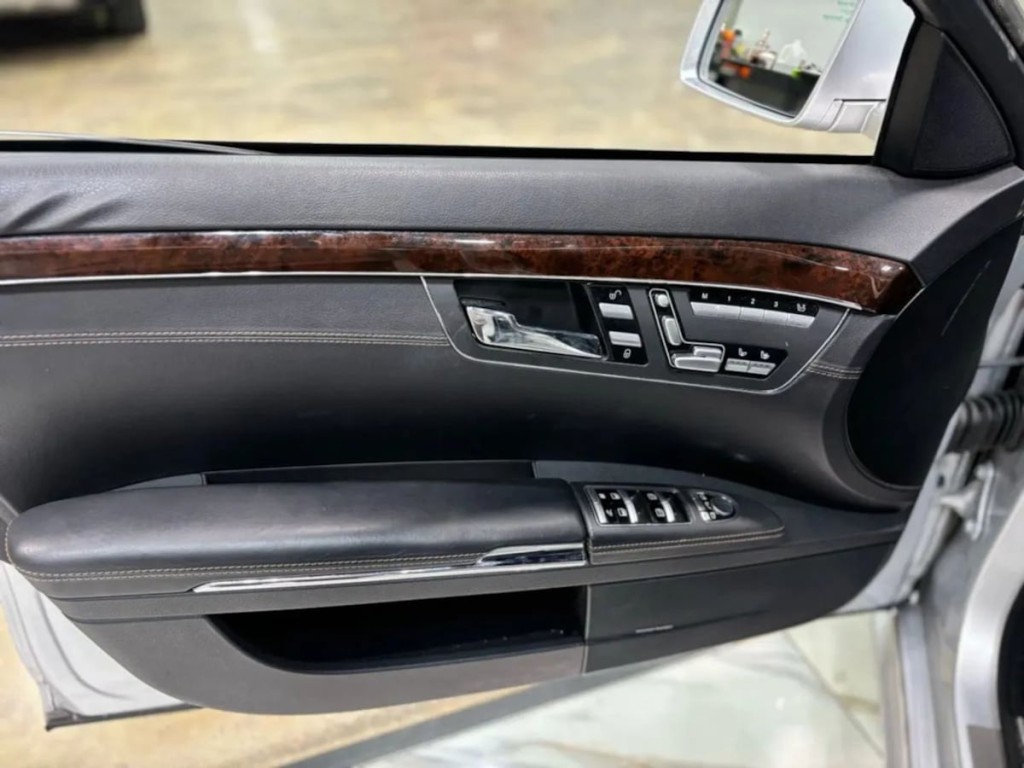 2013 Mercedes-Benz S-Class Image 13
