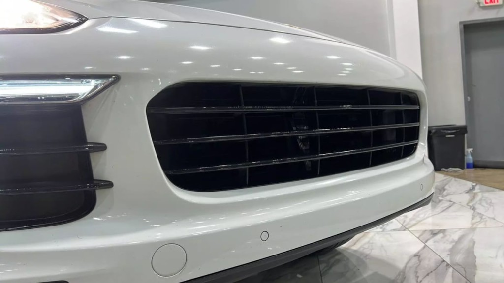 2017 Porsche Cayenne Image 10