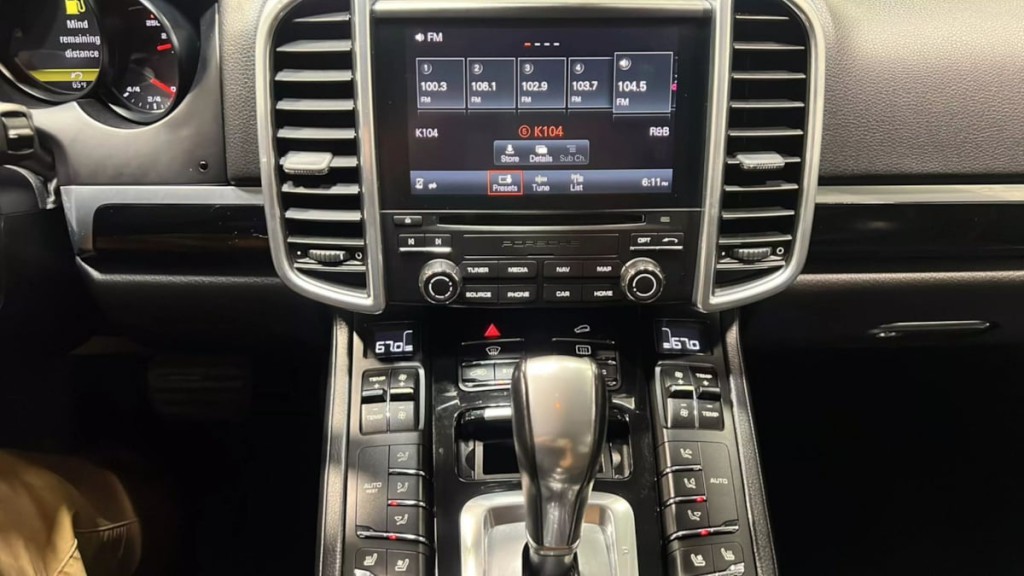 2017 Porsche Cayenne Image 29