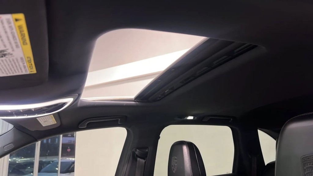 2017 Porsche Cayenne Image 37