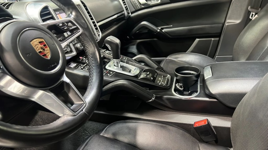 2017 Porsche Cayenne Image 39