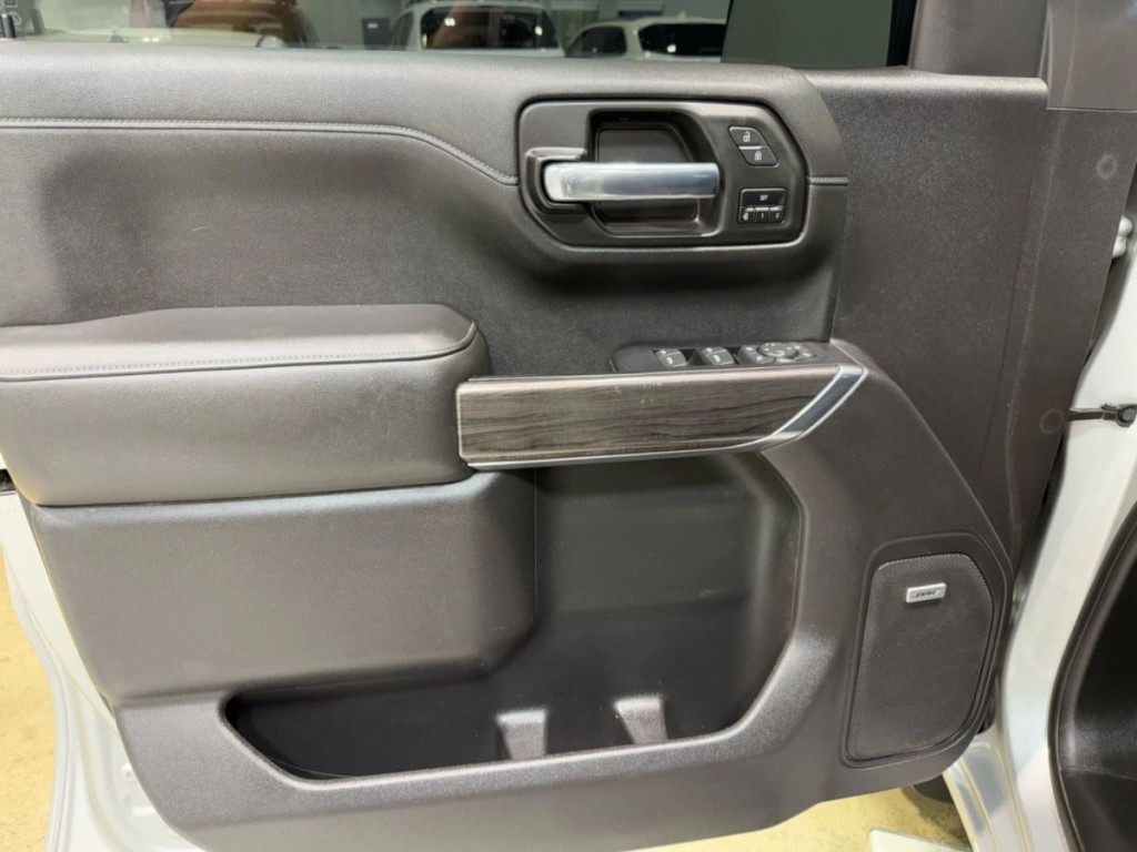 2020 Chevrolet Silverado 1500 Image 12