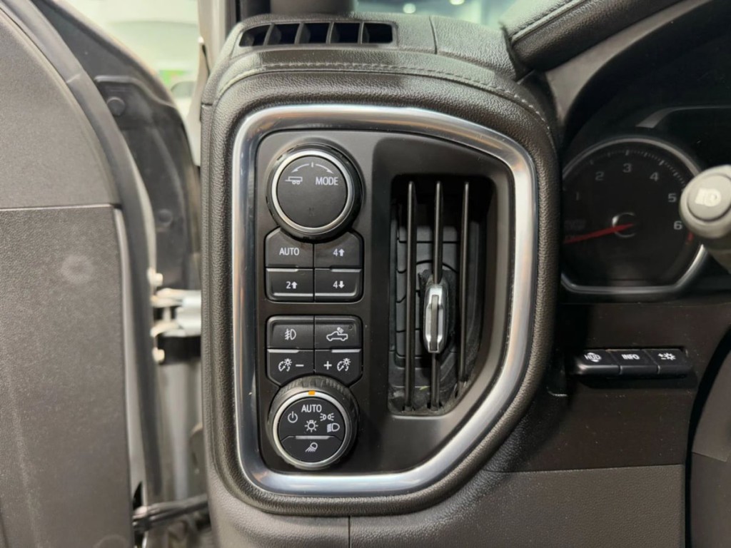 2020 Chevrolet Silverado 1500 Image 15