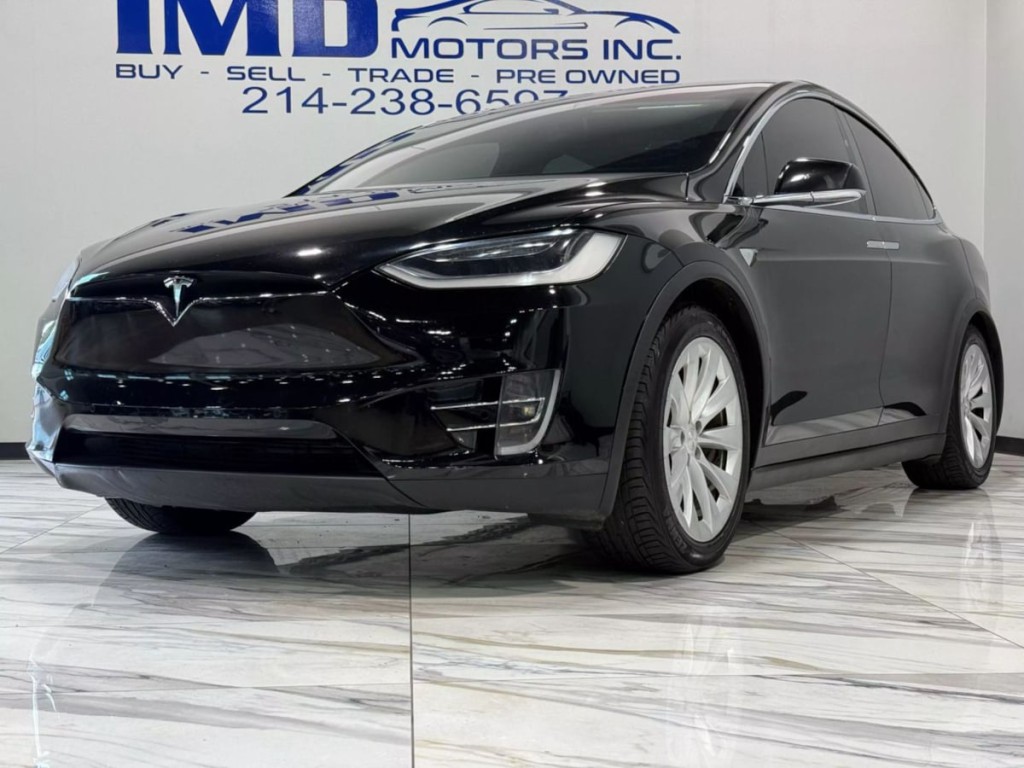 2018 Tesla Model X Image 2