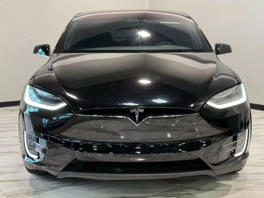2018 Tesla Model X Image 3