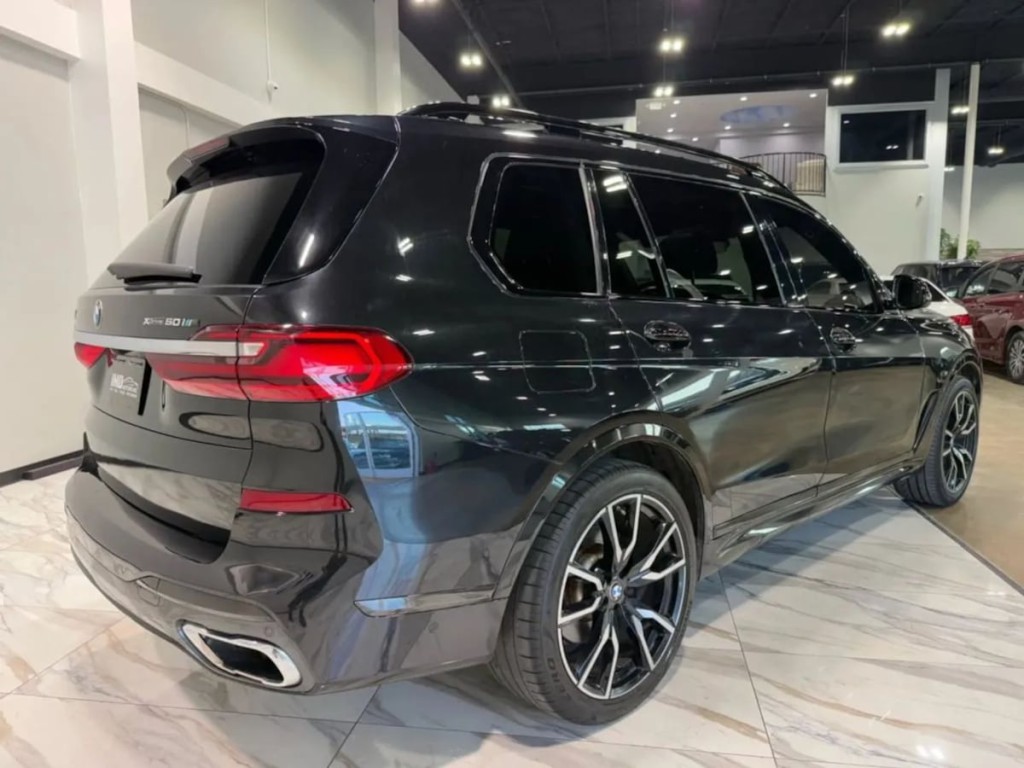 2019 BMW X7 Image 6
