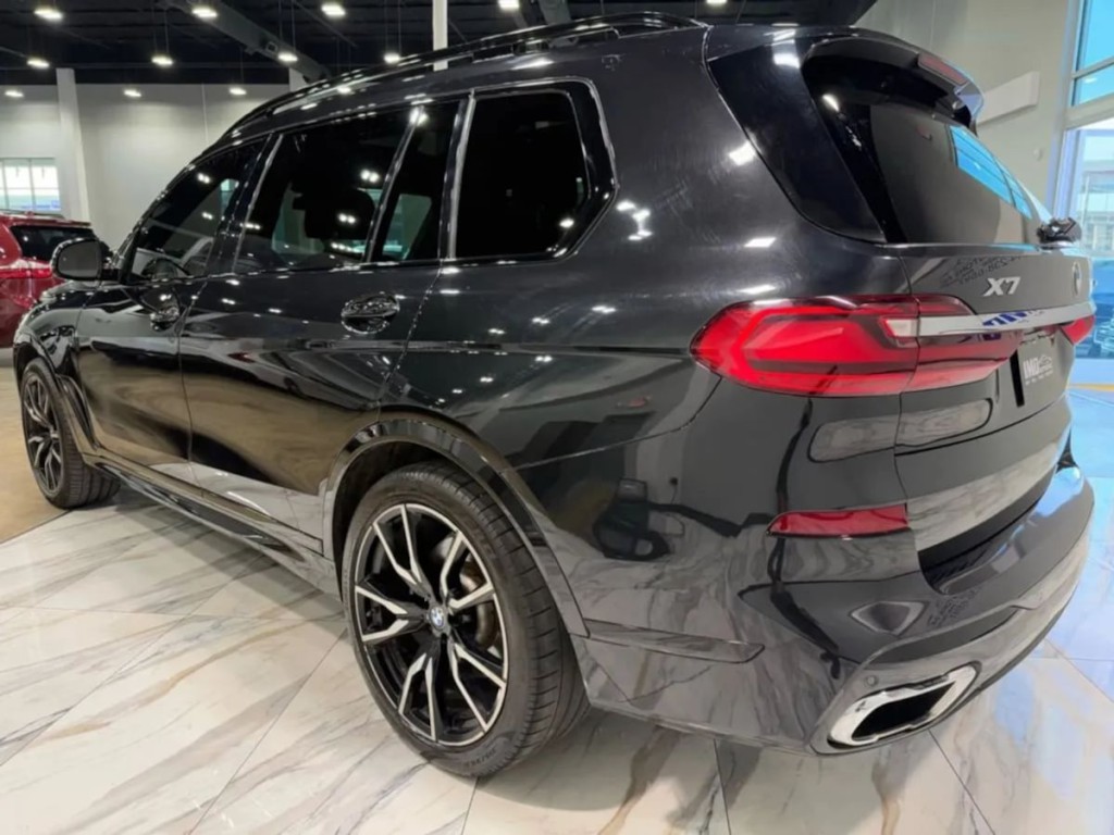 2019 BMW X7 Image 9