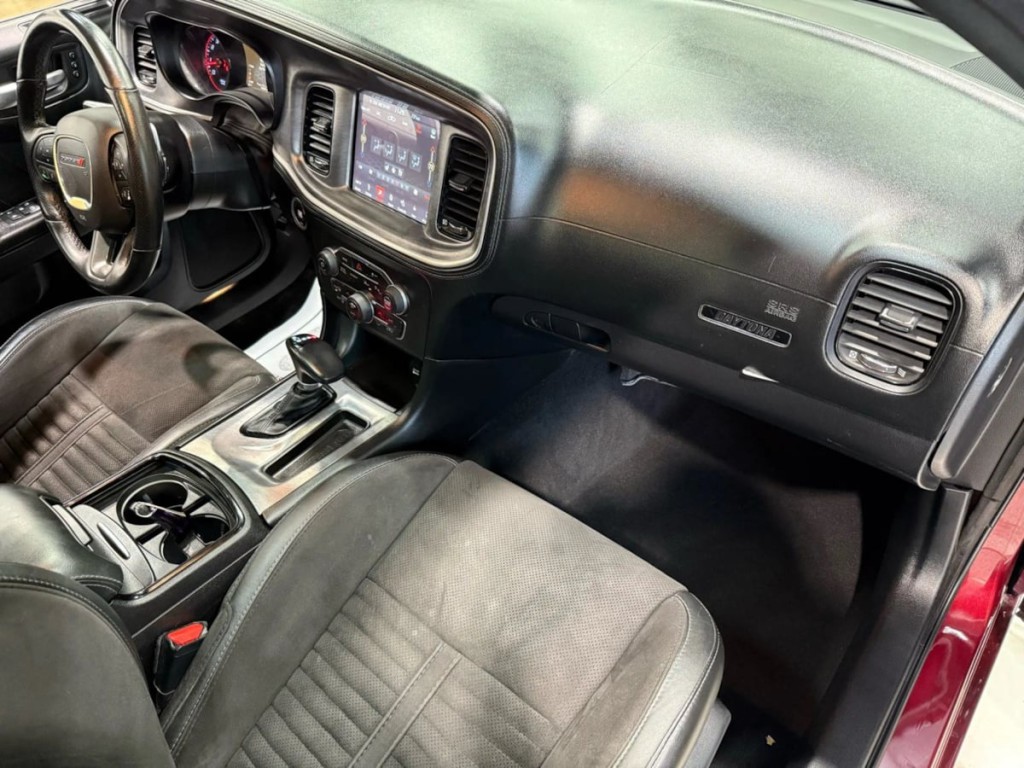 2019 Dodge Charger Image 25