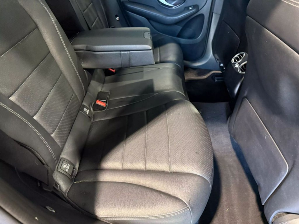 2017 Mercedes-Benz GLC-Class Image 25
