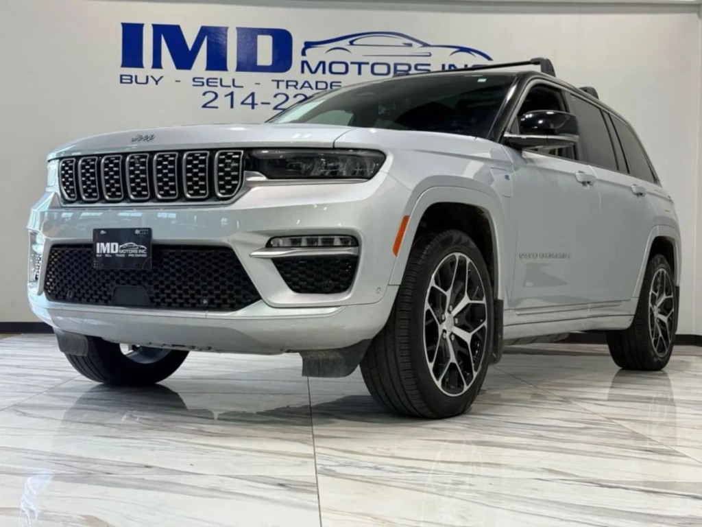 2022 Jeep Grand Cherokee Image 2
