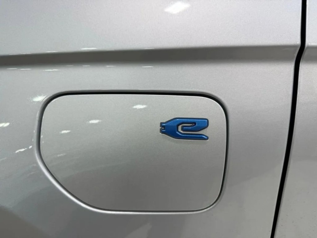 2022 Jeep Grand Cherokee Image 12