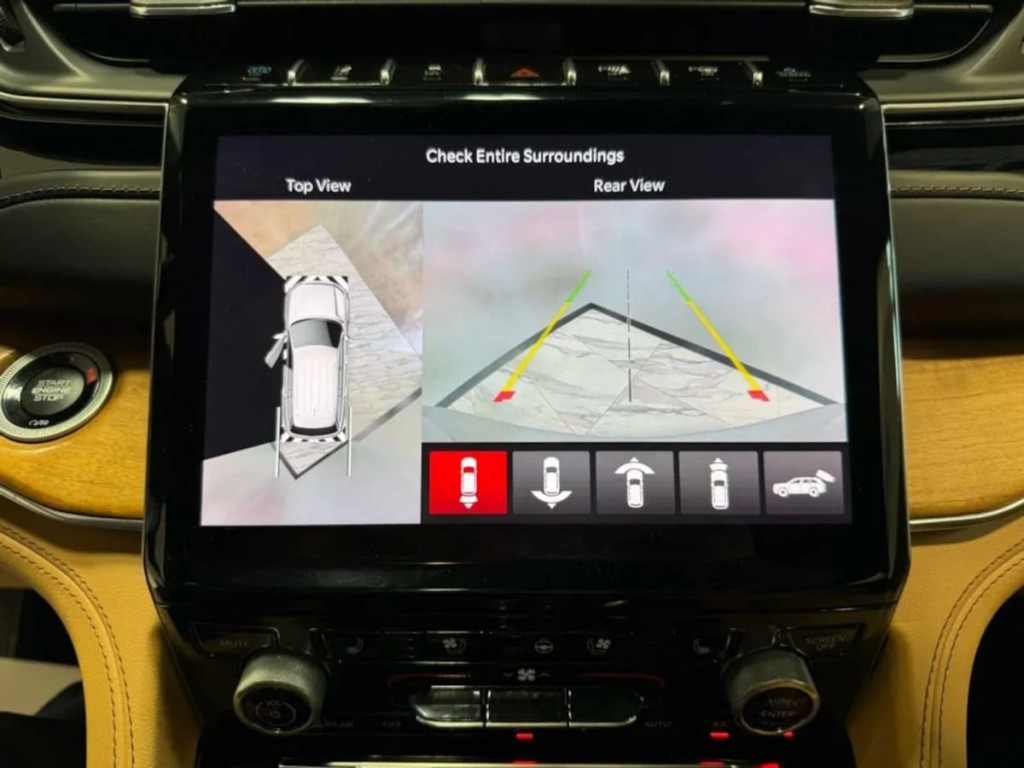 2022 Jeep Grand Cherokee Image 23