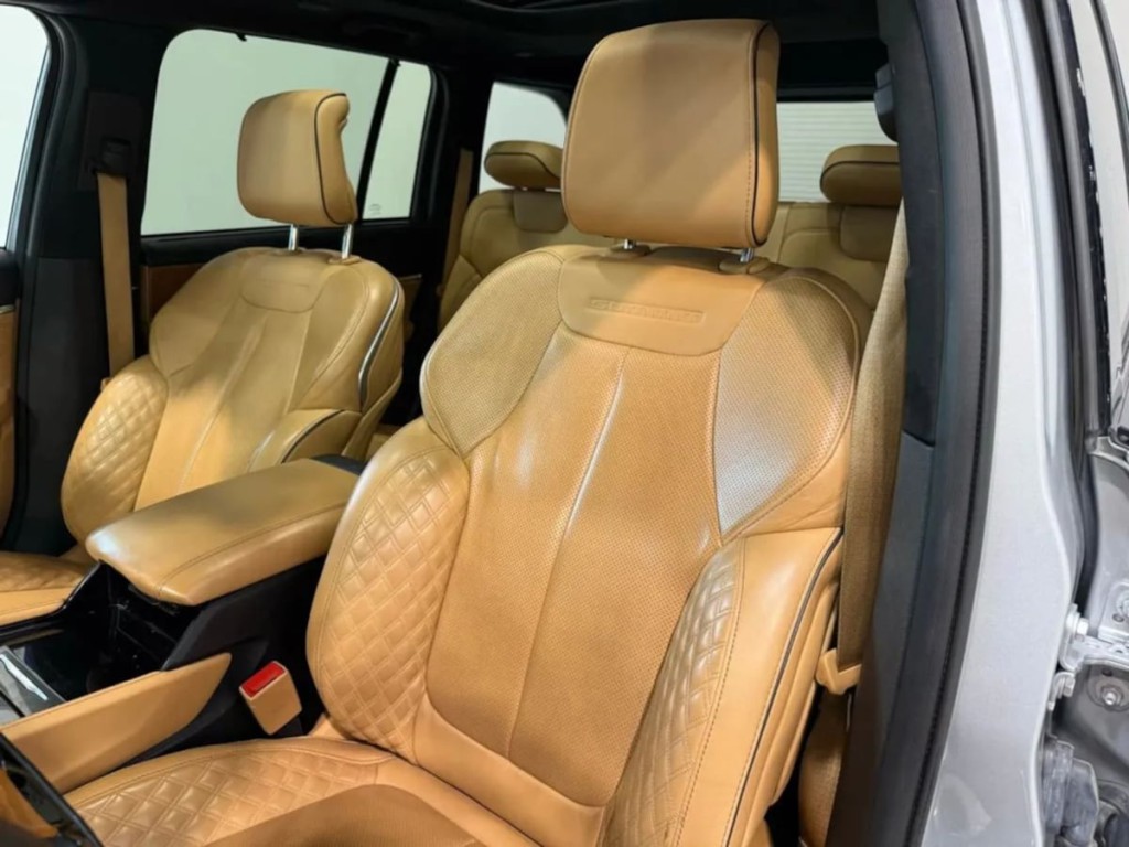 2022 Jeep Grand Cherokee Image 25