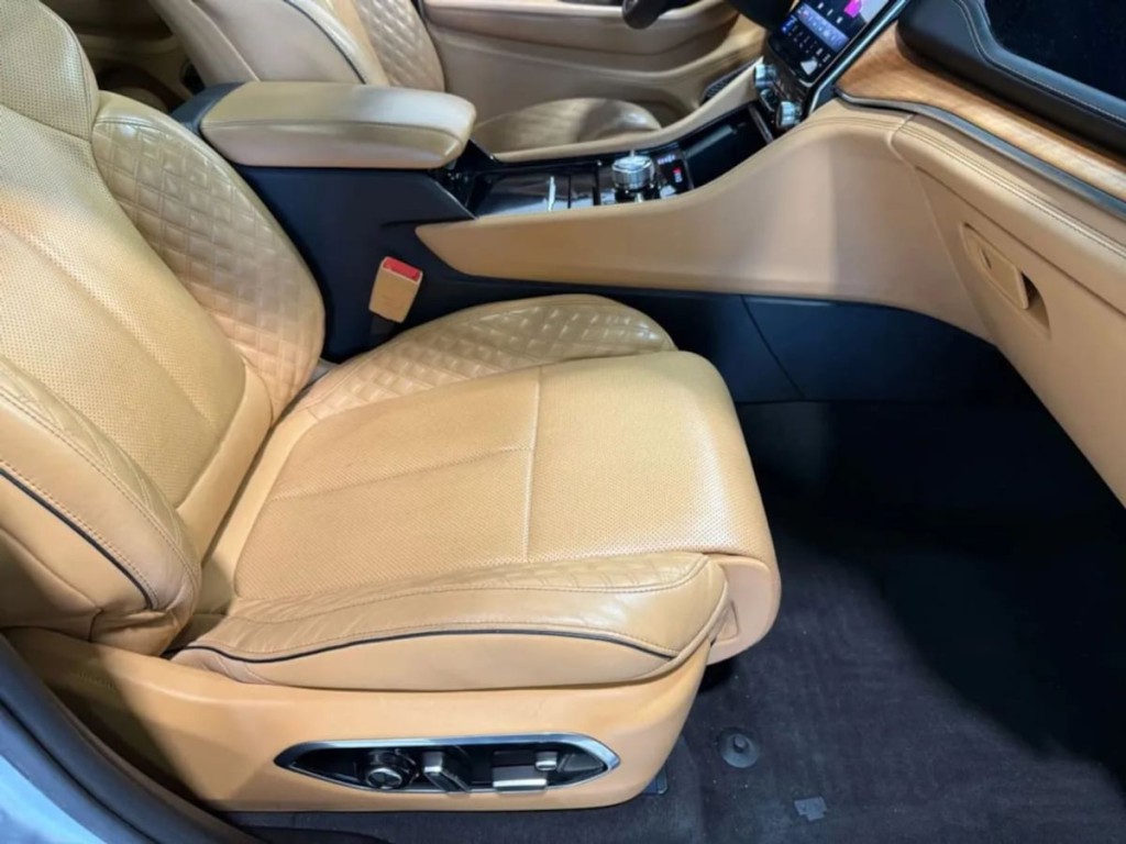 2022 Jeep Grand Cherokee Image 29