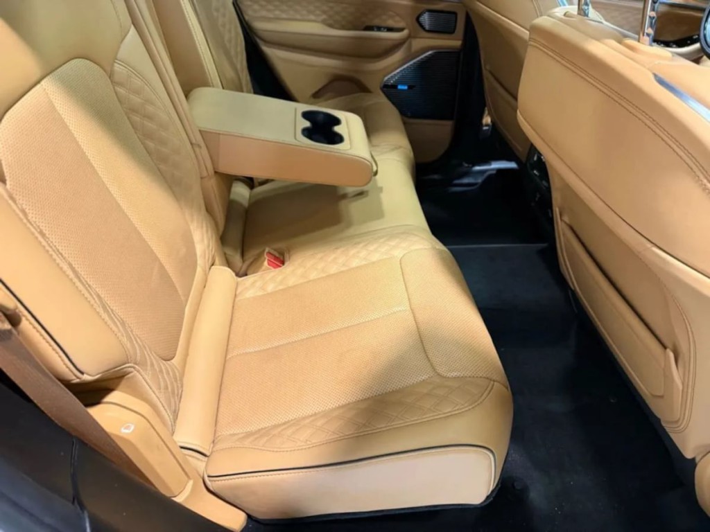 2022 Jeep Grand Cherokee Image 33