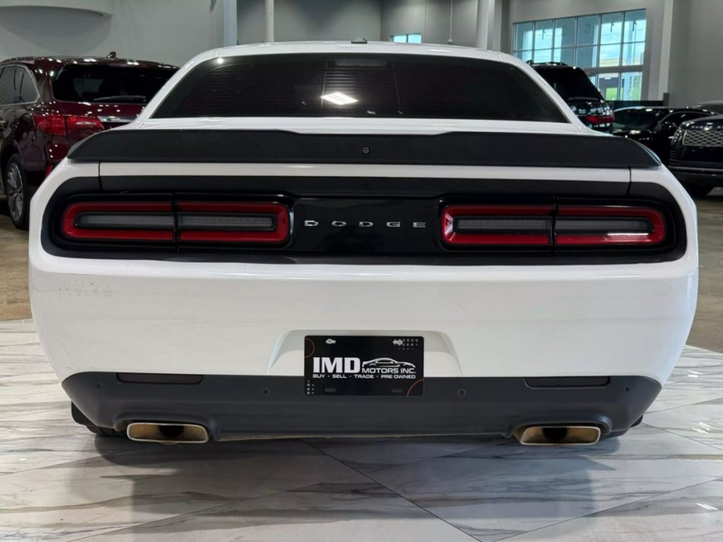 2019 Dodge Challenger Image 7