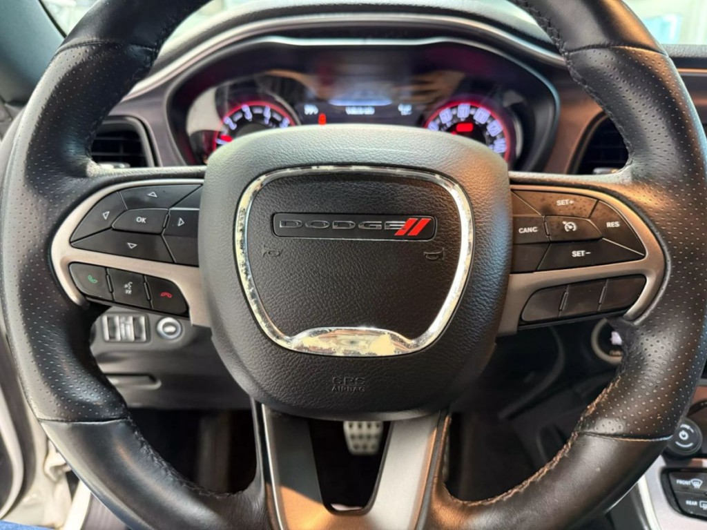 2019 Dodge Challenger Image 13