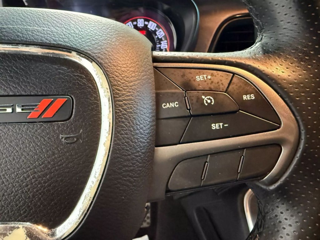 2019 Dodge Challenger Image 15