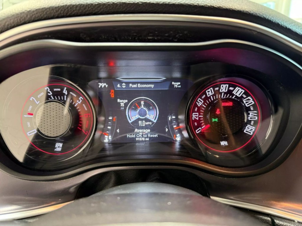 2019 Dodge Challenger Image 16