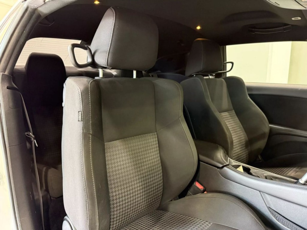 2019 Dodge Challenger Image 26
