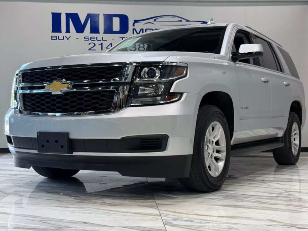 2017 Chevrolet Tahoe Image 2