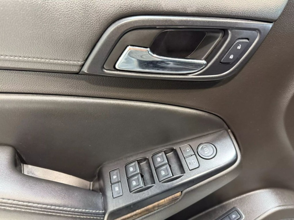 2017 Chevrolet Tahoe Image 11