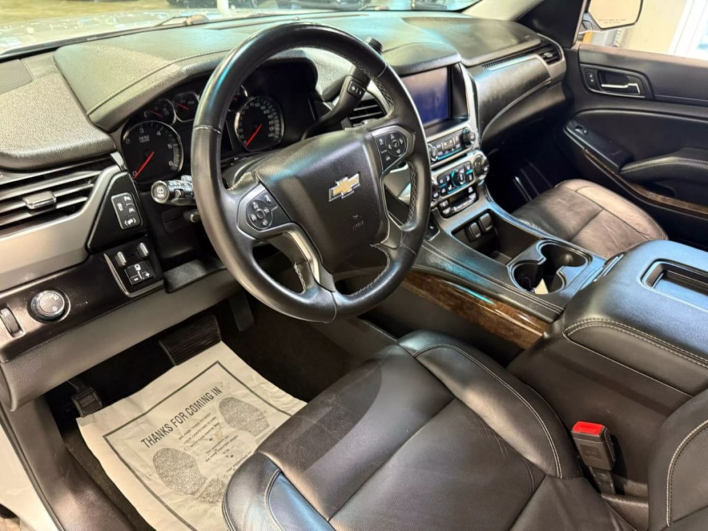 2017 Chevrolet Tahoe Image 12