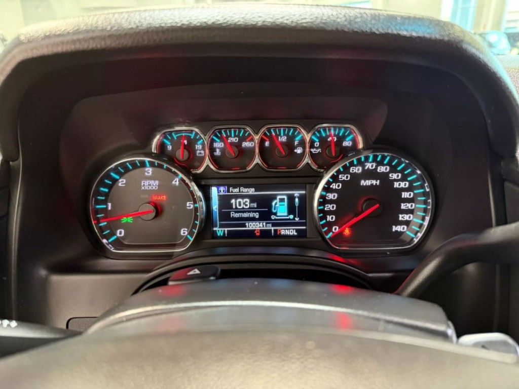 2017 Chevrolet Tahoe Image 16