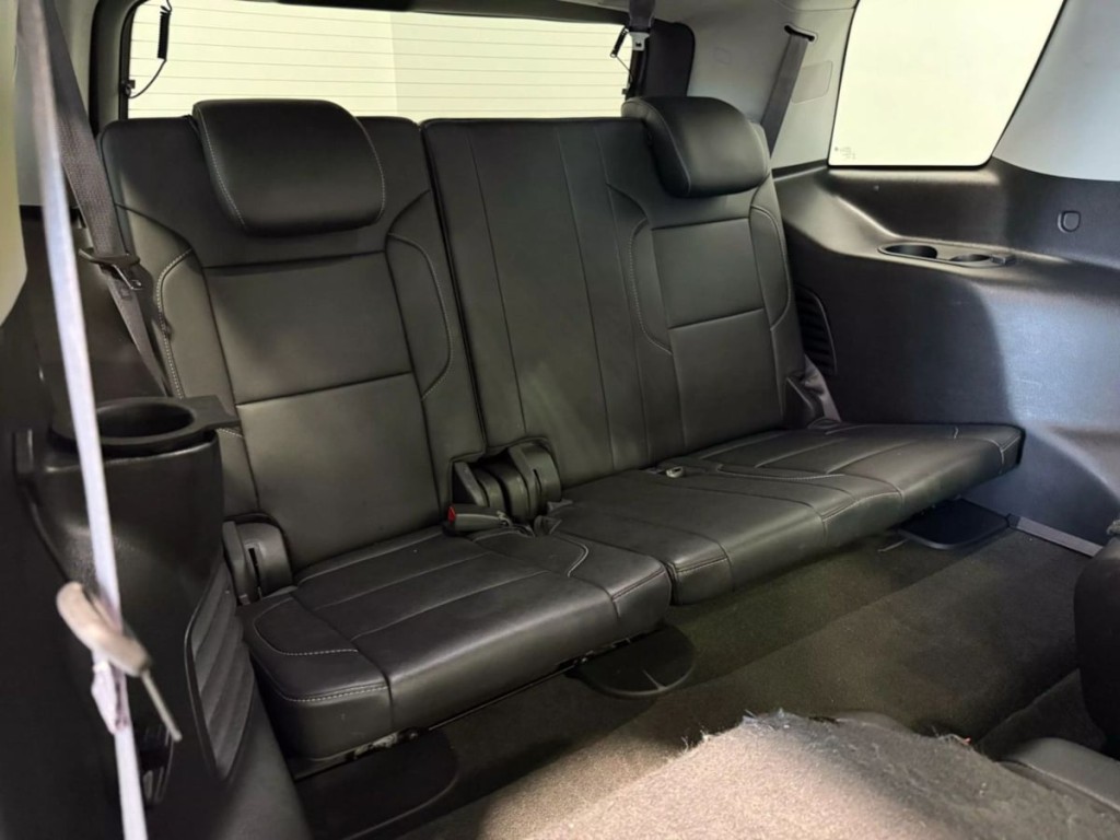 2017 Chevrolet Tahoe Image 32