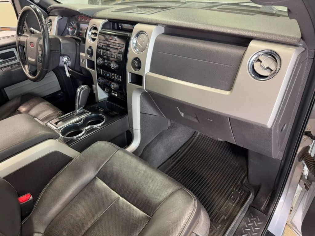 2012 Ford F-150 Image 24