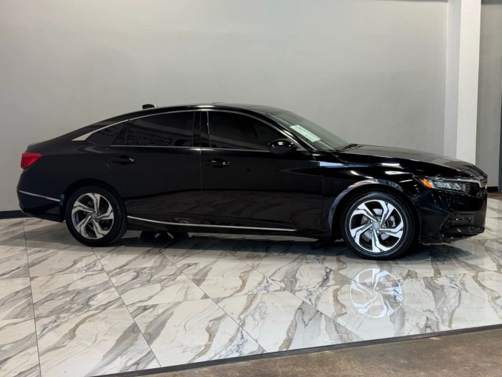 2018 Honda Accord Image 5