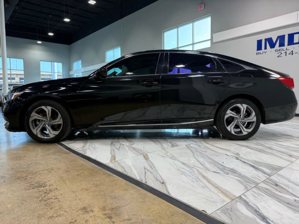 2018 Honda Accord Image 9