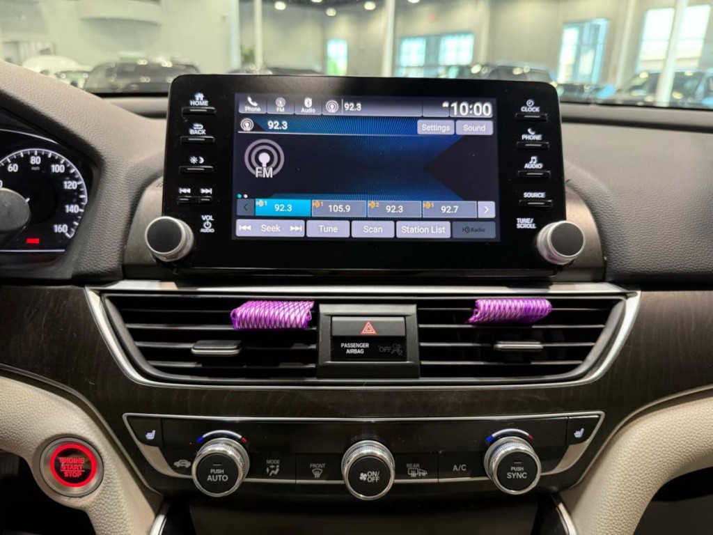 2018 Honda Accord Image 18