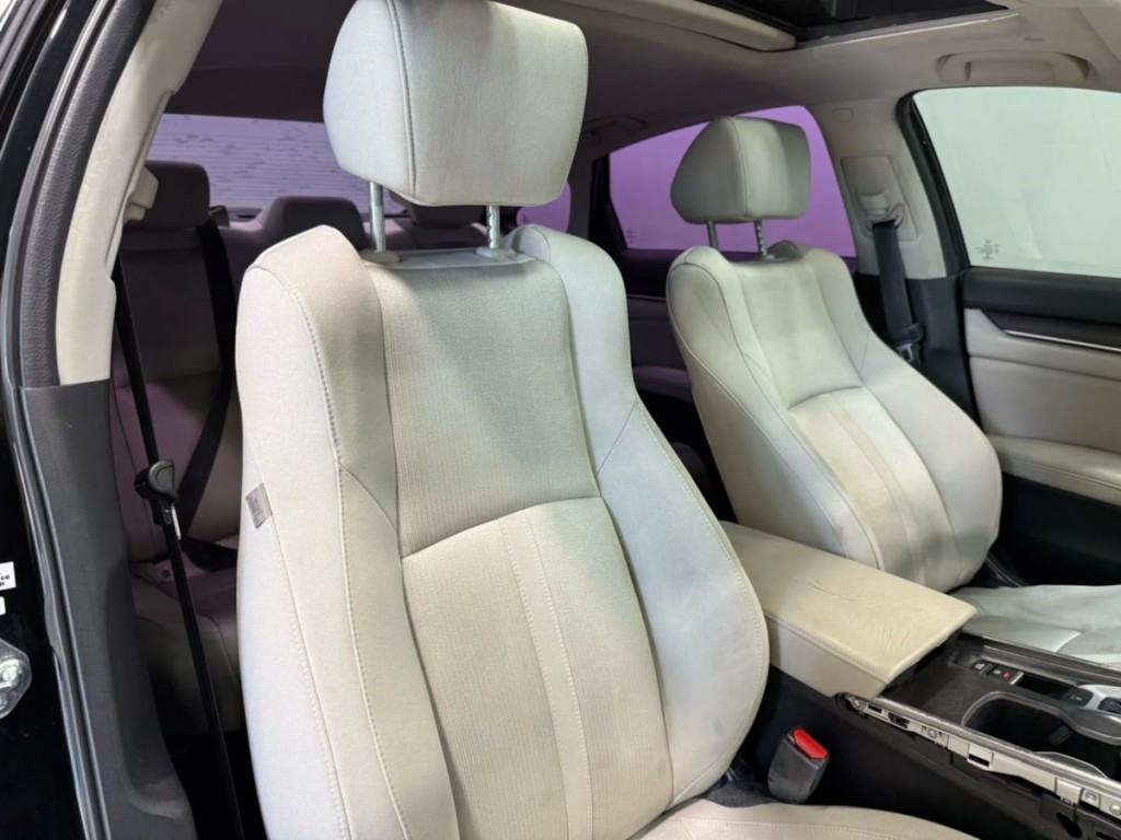 2018 Honda Accord Image 26