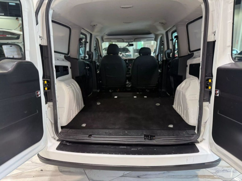 2022 RAM Promaster Image 27