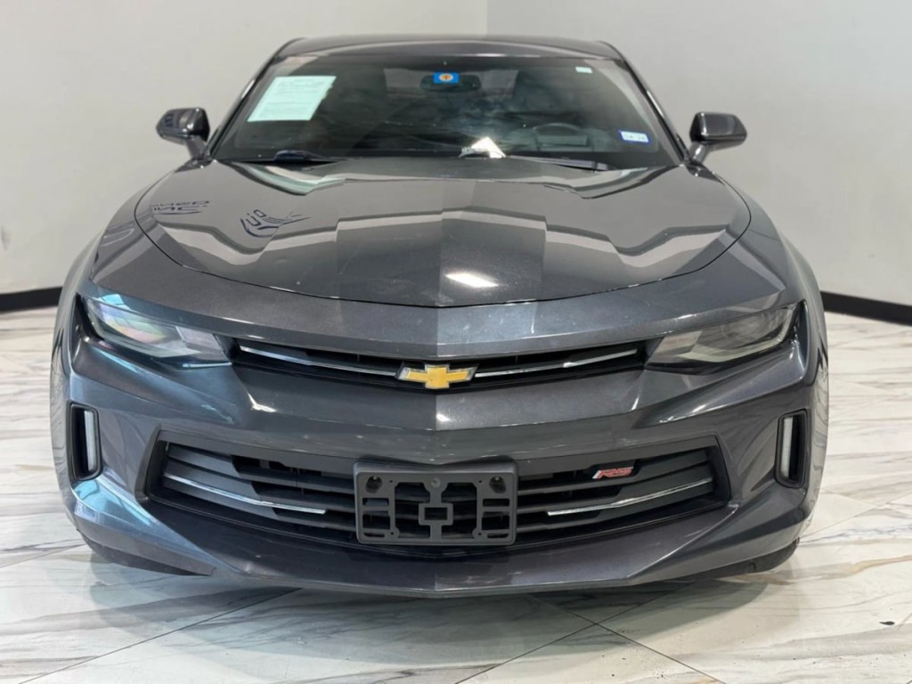 2017 Chevrolet Camaro Image 3