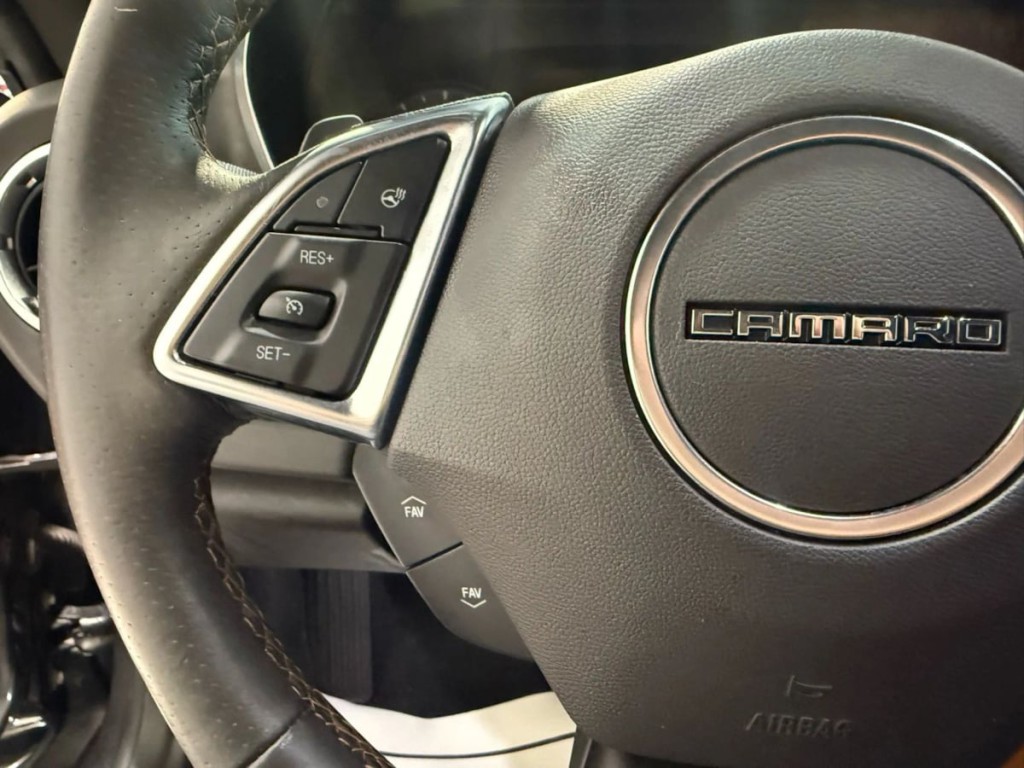2017 Chevrolet Camaro Image 14