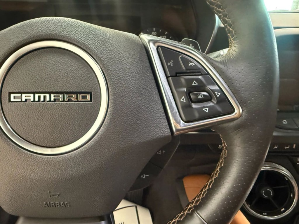 2017 Chevrolet Camaro Image 15