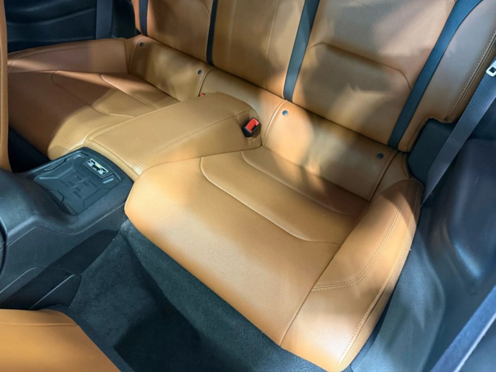 2017 Chevrolet Camaro Image 23