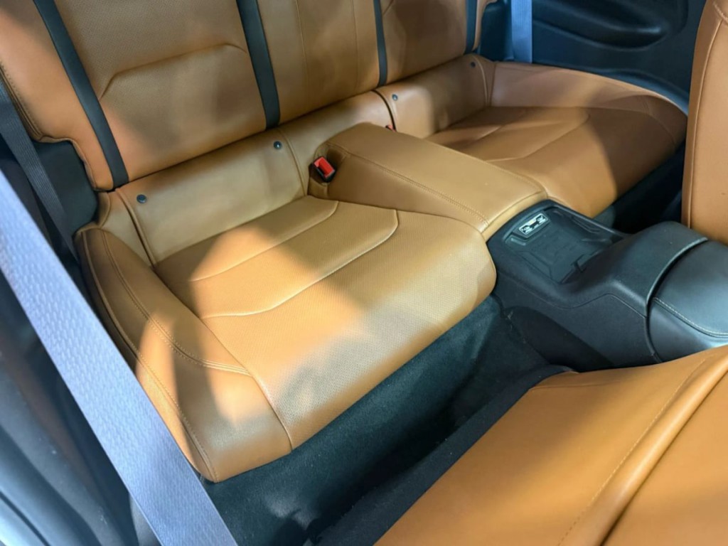 2017 Chevrolet Camaro Image 27