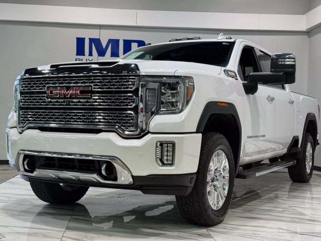 2022 GMC Sierra 2500 Image 2