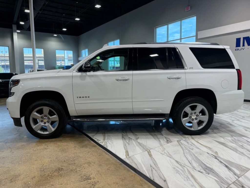 2016 Chevrolet Tahoe Image 10