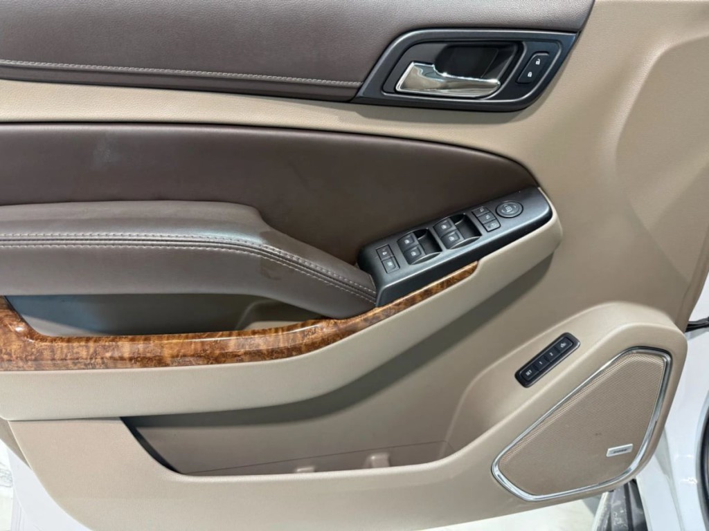 2016 Chevrolet Tahoe Image 11