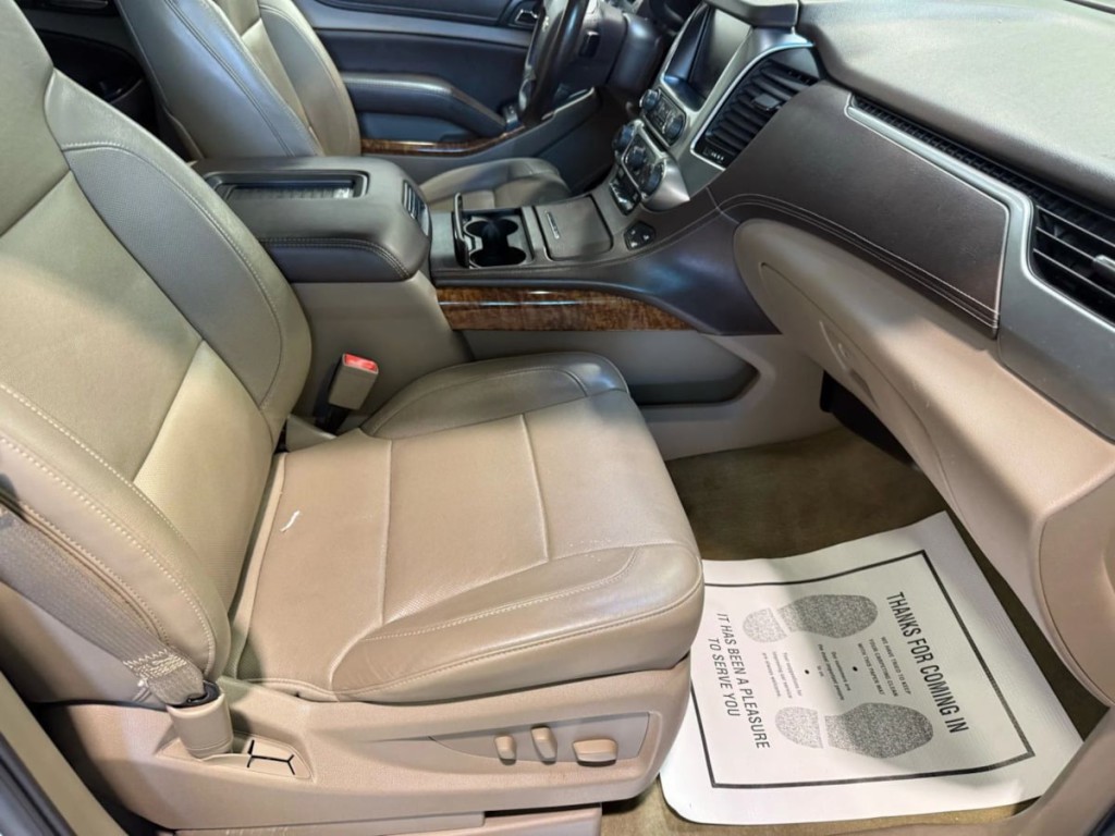 2016 Chevrolet Tahoe Image 28